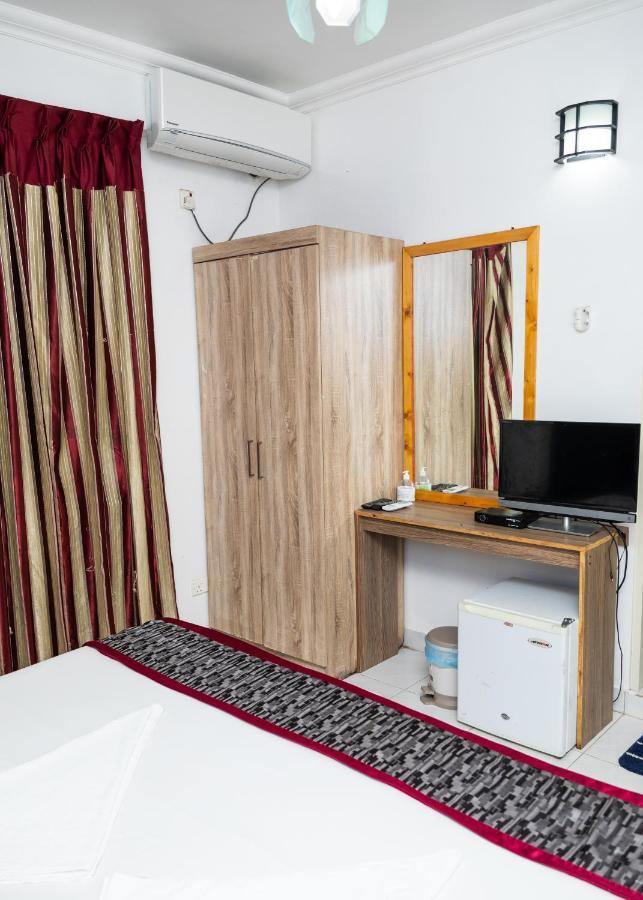 The G Ten Holiday Inn Hulhumale Bagian luar foto